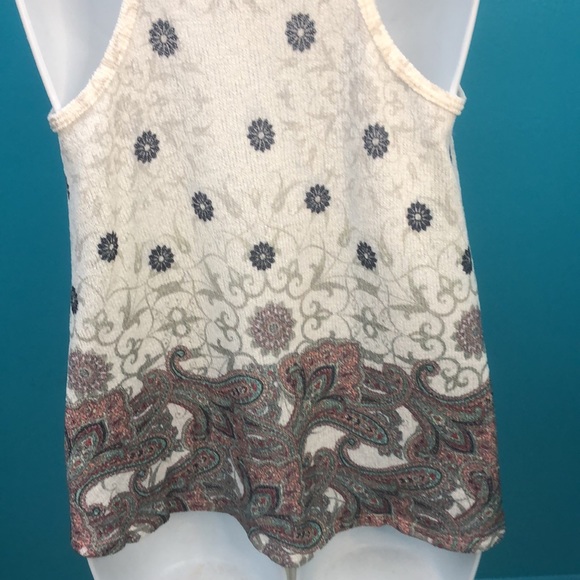 GAZE USA CREAM KNIT TOP WITH FLORAL/PAISLEY PATTERN • FLARED AT BOTTOM • sz M - Picture 7 of 11